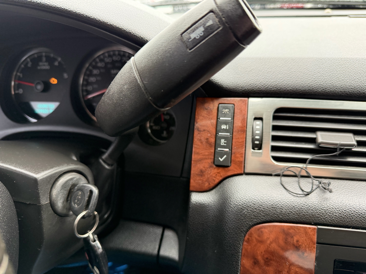 Chevrolet Avalanche 4WD Crew Cab 130" LT w/1LT 2007