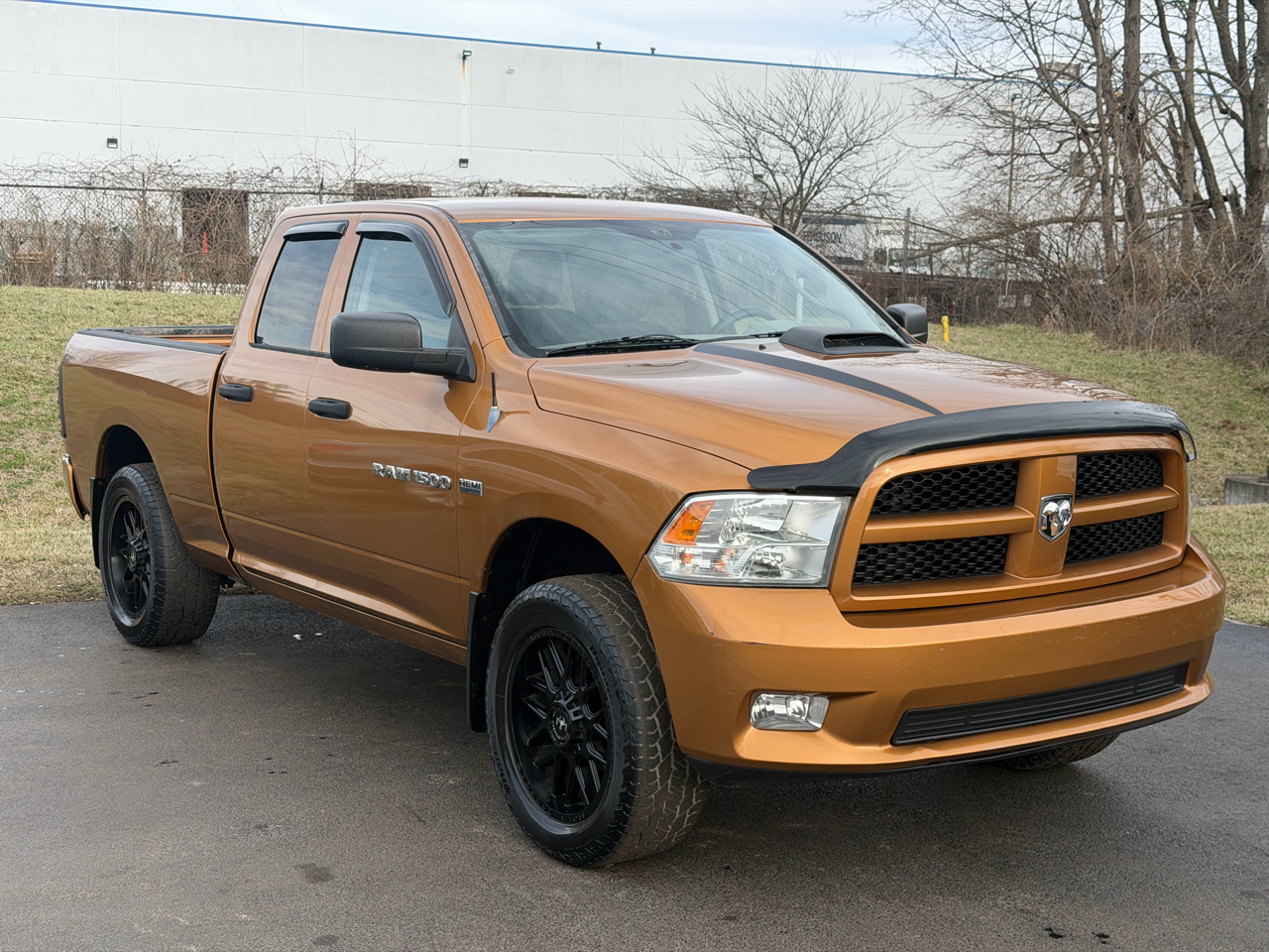RAM 1500 4WD Quad Cab 140.5" Express 2012