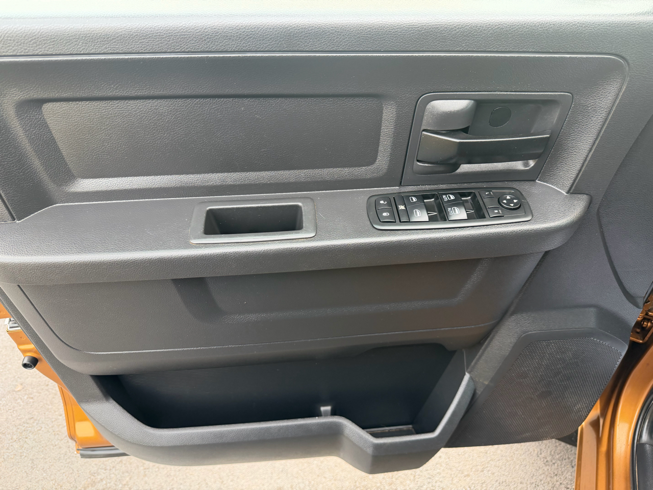 RAM 1500 4WD Quad Cab 140.5" Express 2012