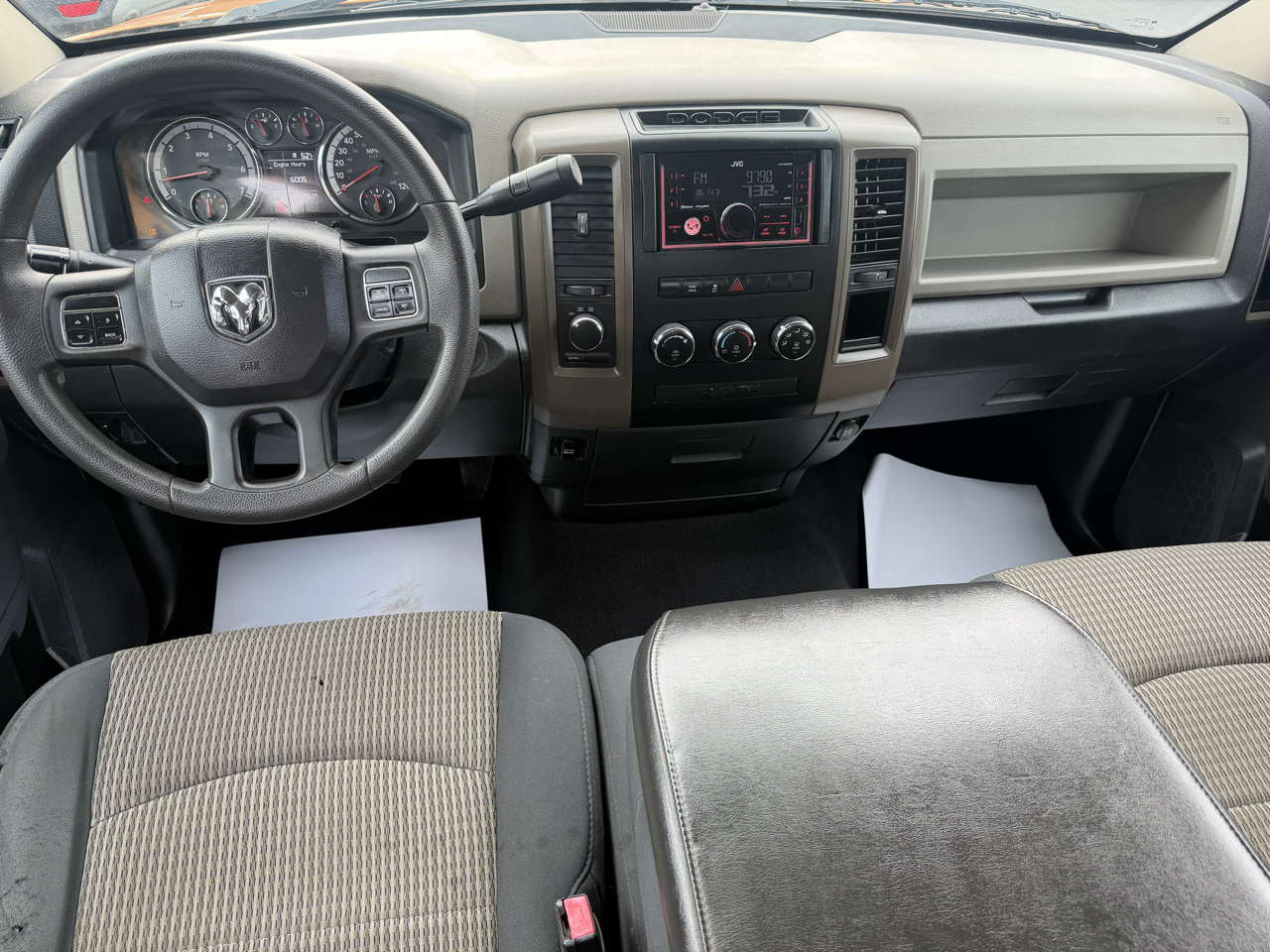 RAM 1500 4WD Quad Cab 140.5" Express 2012