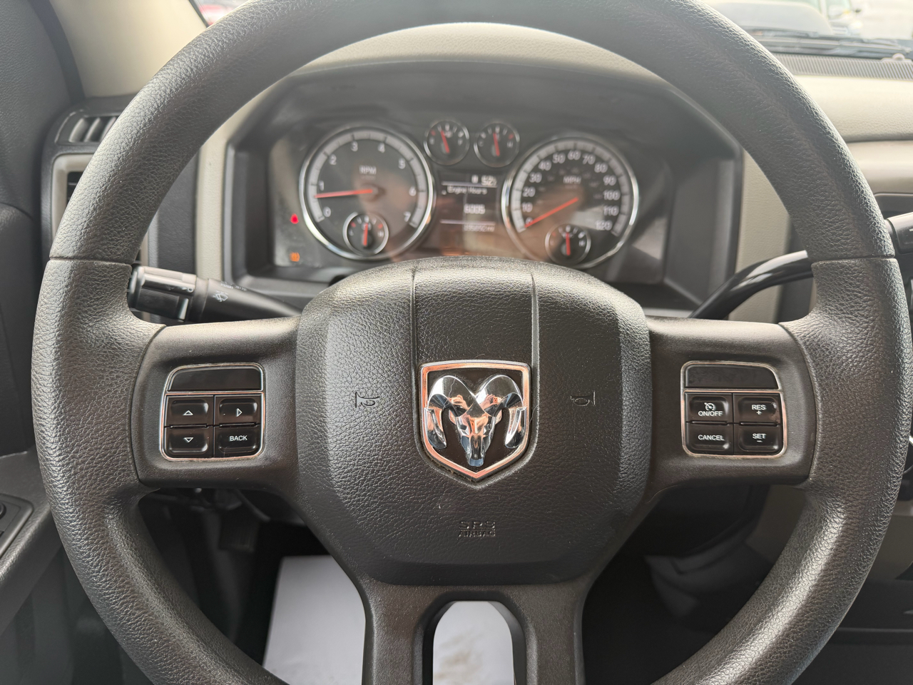 RAM 1500 4WD Quad Cab 140.5" Express 2012