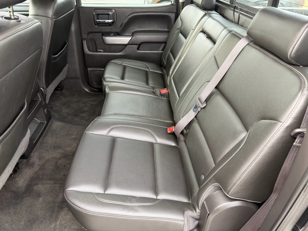 Chevrolet Silverado 1500 4WD Crew Cab 143.5" LT w/2LT 2017