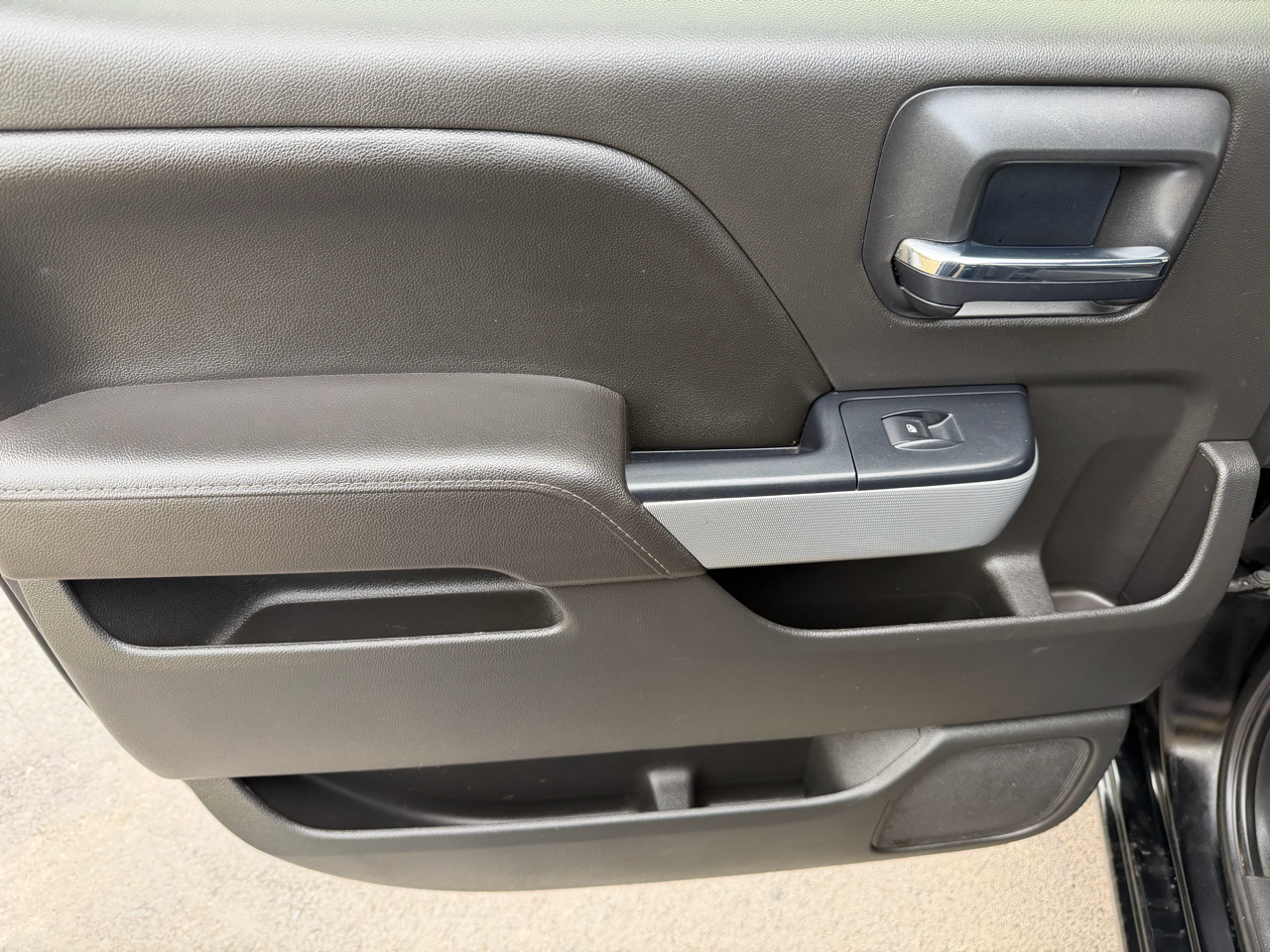 Chevrolet Silverado 1500 4WD Crew Cab 143.5" LT w/2LT 2017