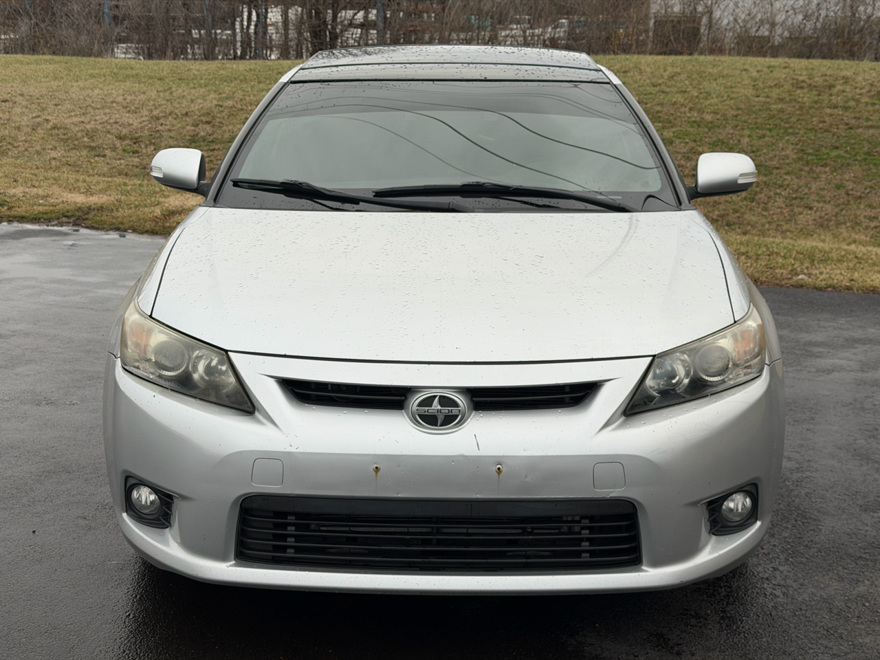 Scion tC 2dr HB Man (Natl) 2011
