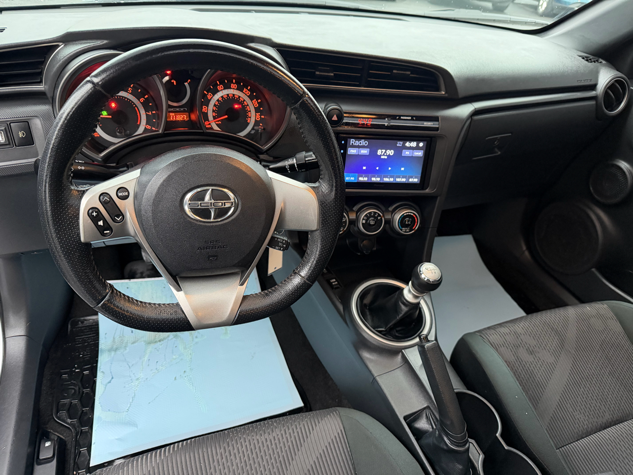 Scion tC 2dr HB Man (Natl) 2011