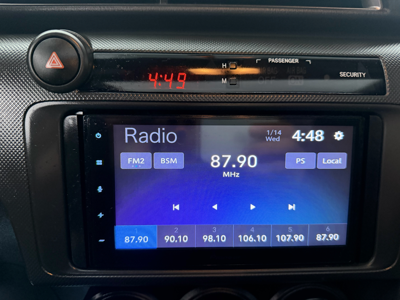 Scion tC 2dr HB Man (Natl) 2011