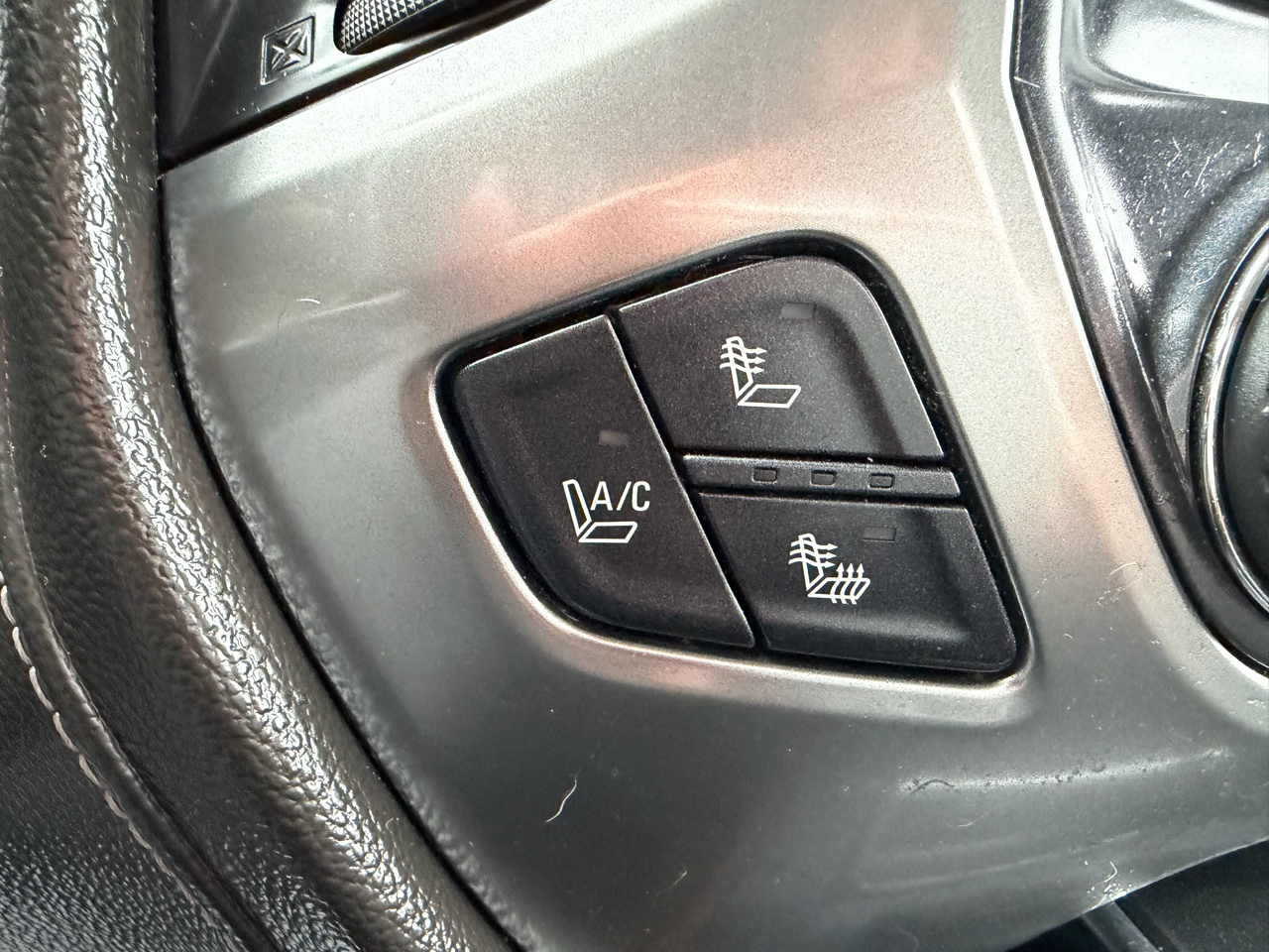 Chevrolet Silverado 1500 4WD Double Cab 143.5" LTZ w/1LZ 2014