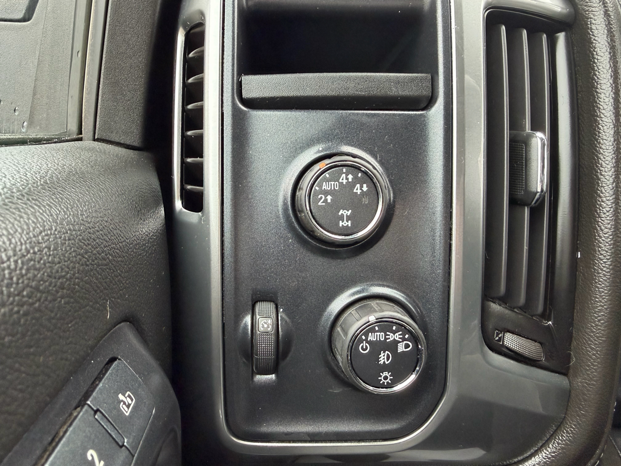 Chevrolet Silverado 1500 4WD Double Cab 143.5" LTZ w/1LZ 2014