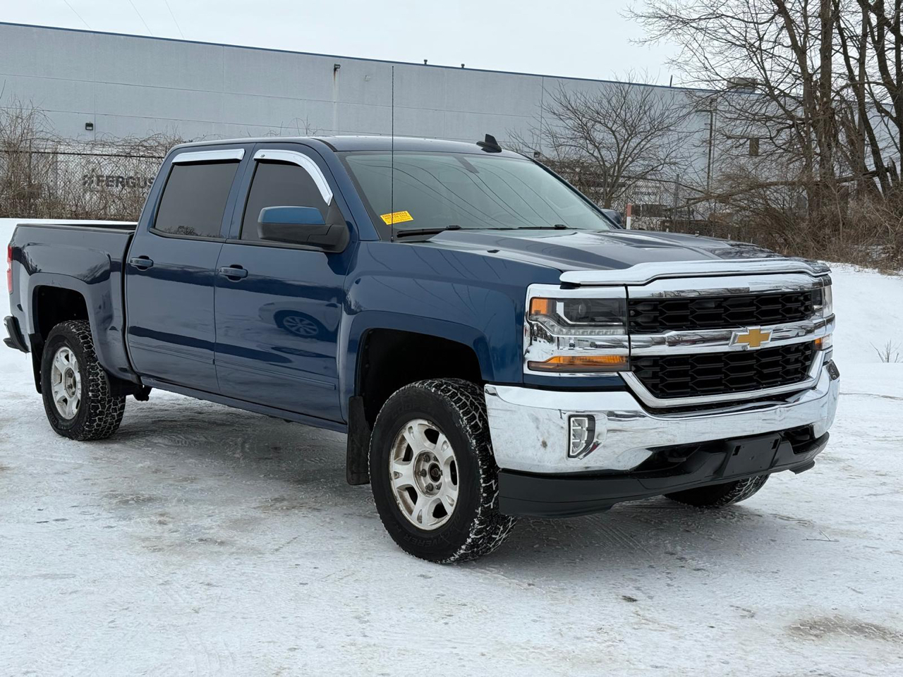 Chevrolet Silverado 1500 4WD Crew Cab 143.5" LT w/1LT 2016