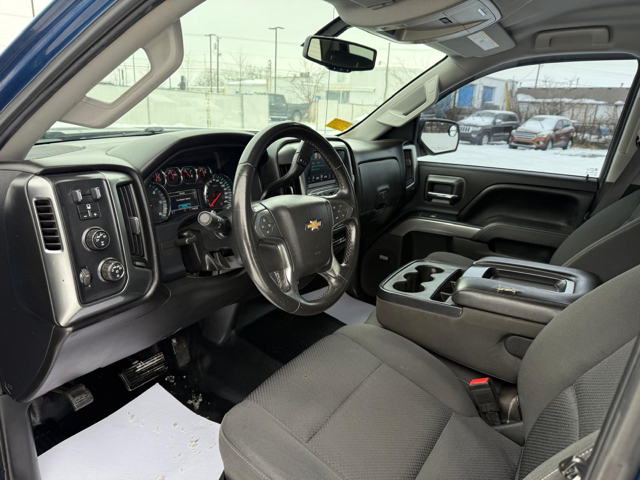 Chevrolet Silverado 1500 4WD Crew Cab 143.5" LT w/1LT 2016