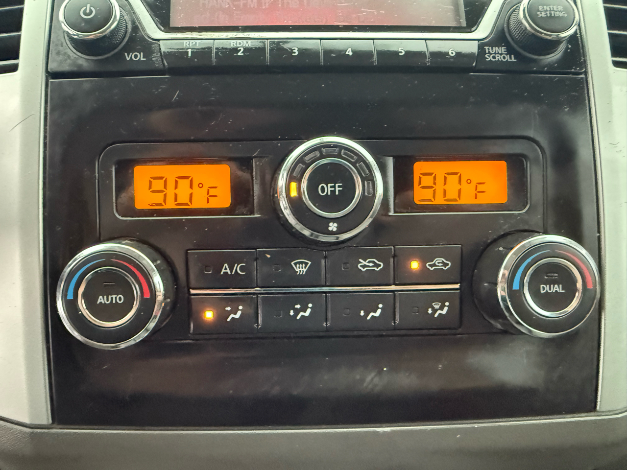 Nissan Frontier 4WD Crew Cab SWB Auto SV 2015