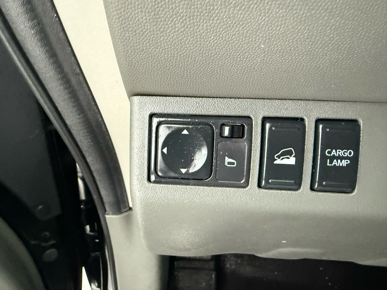 Nissan Frontier 4WD Crew Cab SWB Auto SV 2015