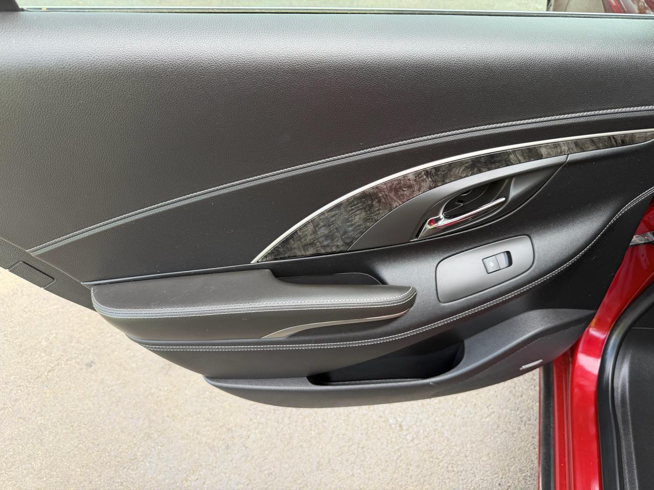 Buick LaCrosse 4dr Sdn Premium II FWD 2014