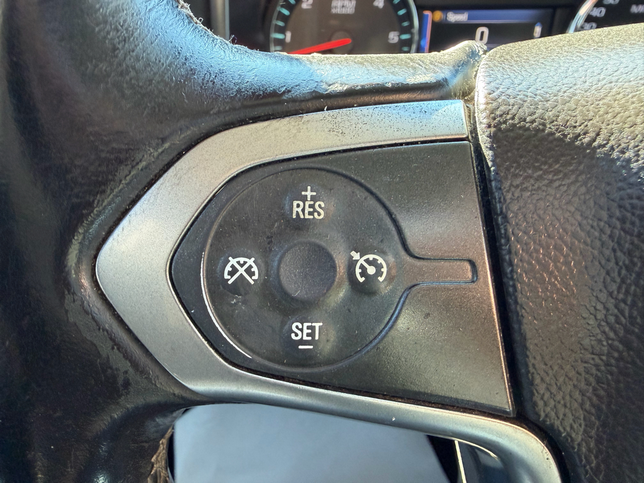 Chevrolet Silverado 1500 4WD Crew Cab 143.5" LT w/1LT 2014