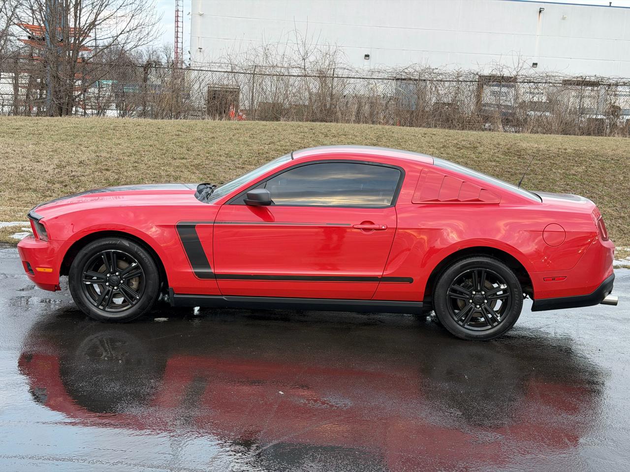 Ford Mustang 2dr Cpe V6 2010