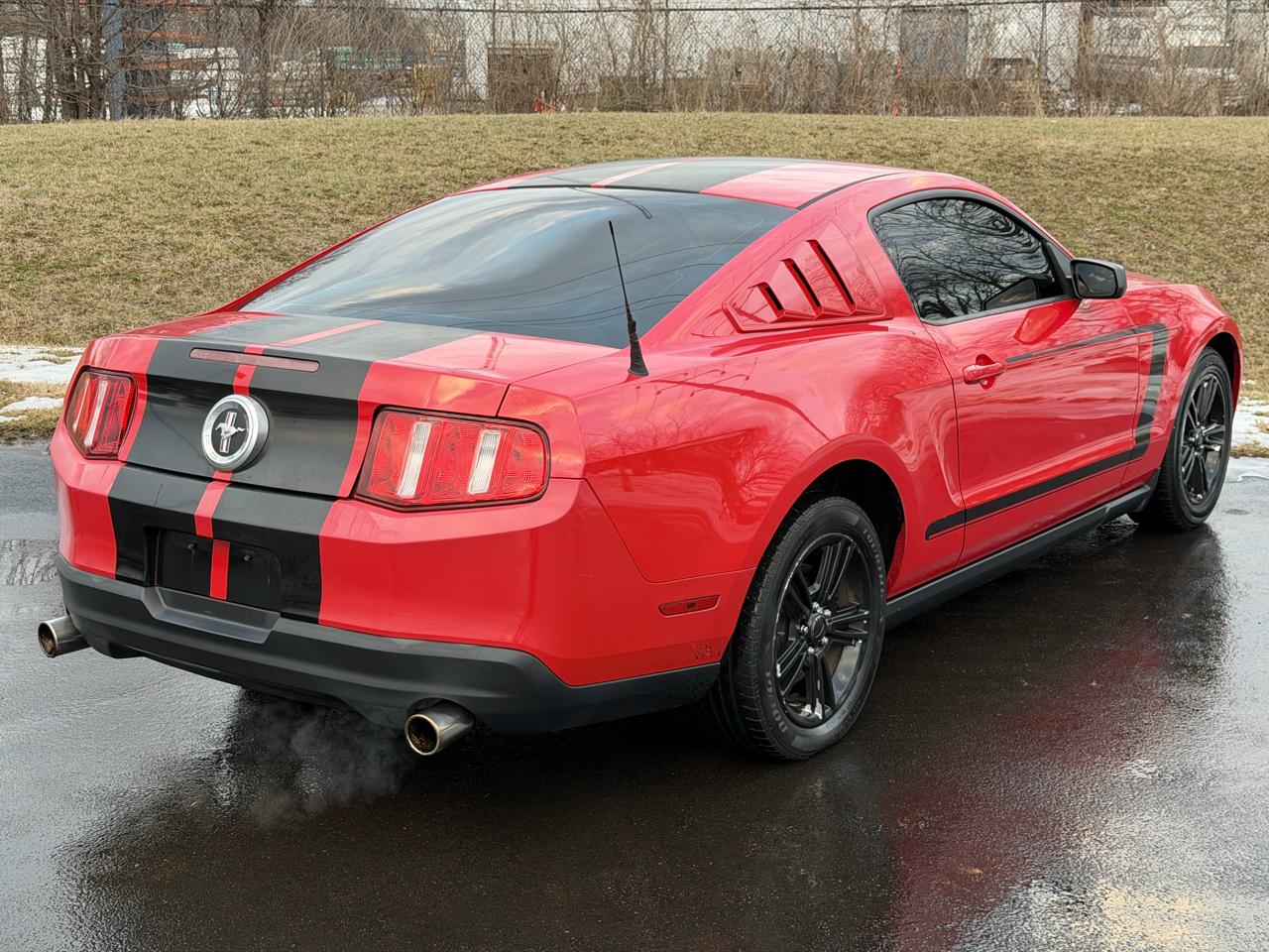 Ford Mustang 2dr Cpe V6 2010