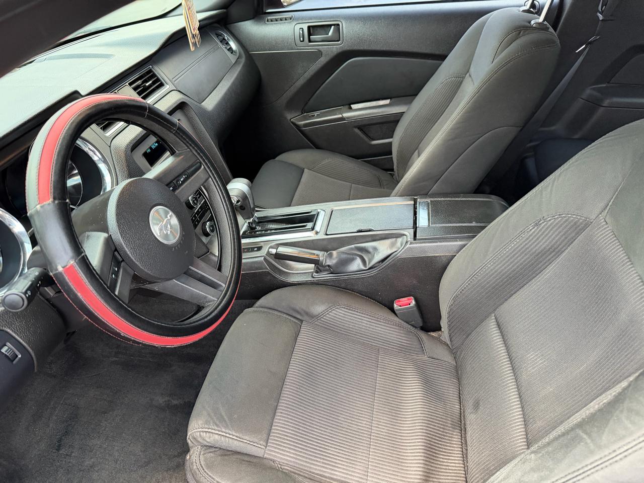 Ford Mustang 2dr Cpe V6 2010