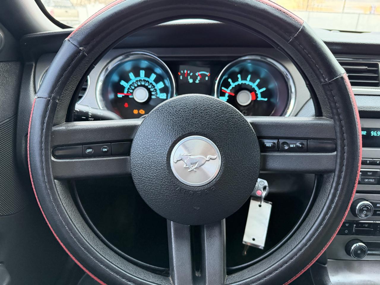 Ford Mustang 2dr Cpe V6 2010