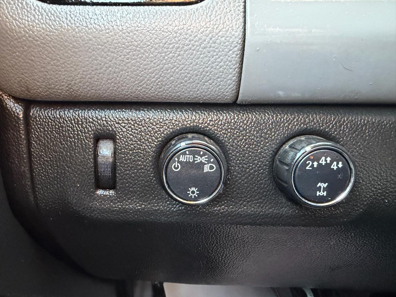 Chevrolet Colorado 4WD Ext Cab 128.3" WT 2017