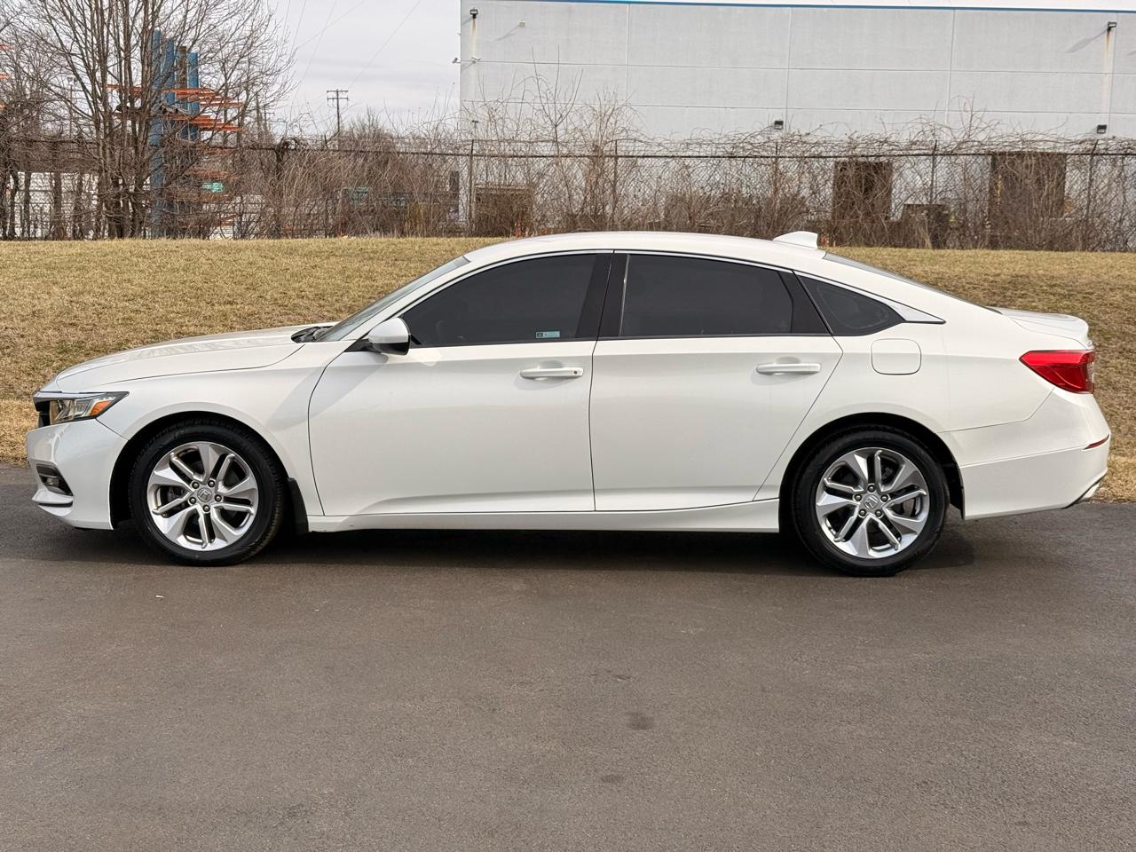 Honda Accord Sedan LX 1.5T CVT 2019