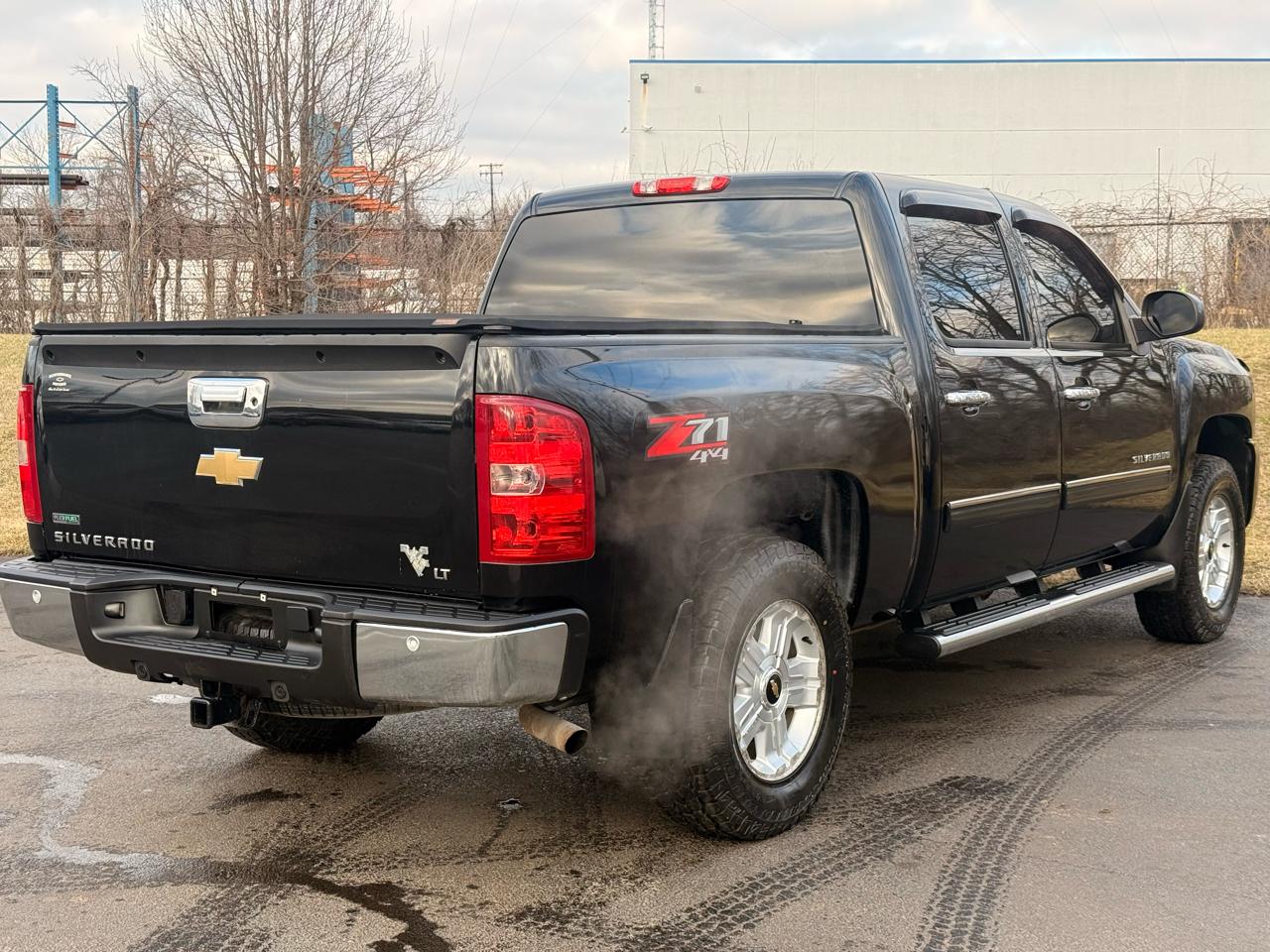 Chevrolet Silverado 1500 4WD Crew Cab 143.5" LT 2011