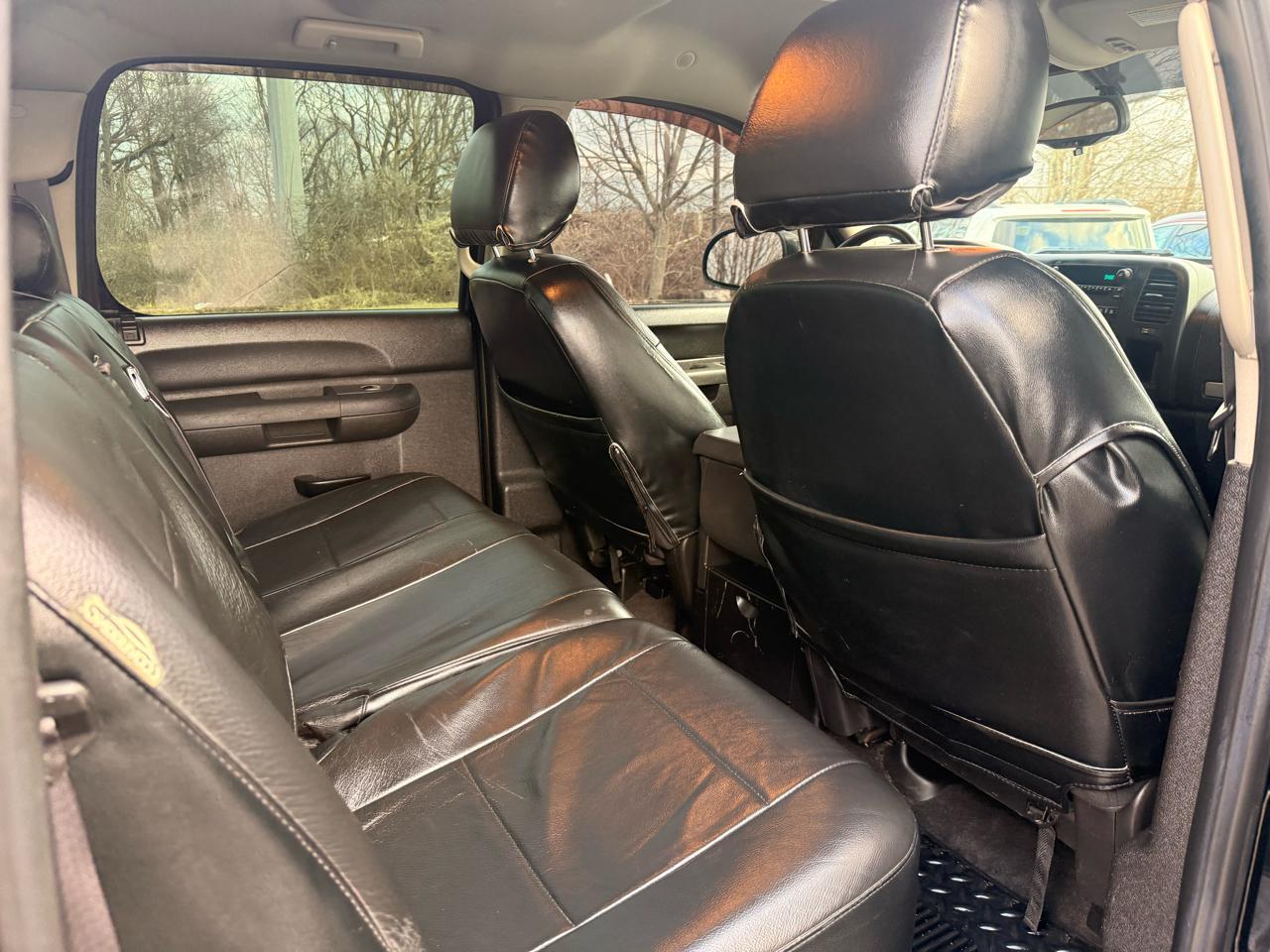 Chevrolet Silverado 1500 4WD Crew Cab 143.5" LT 2011