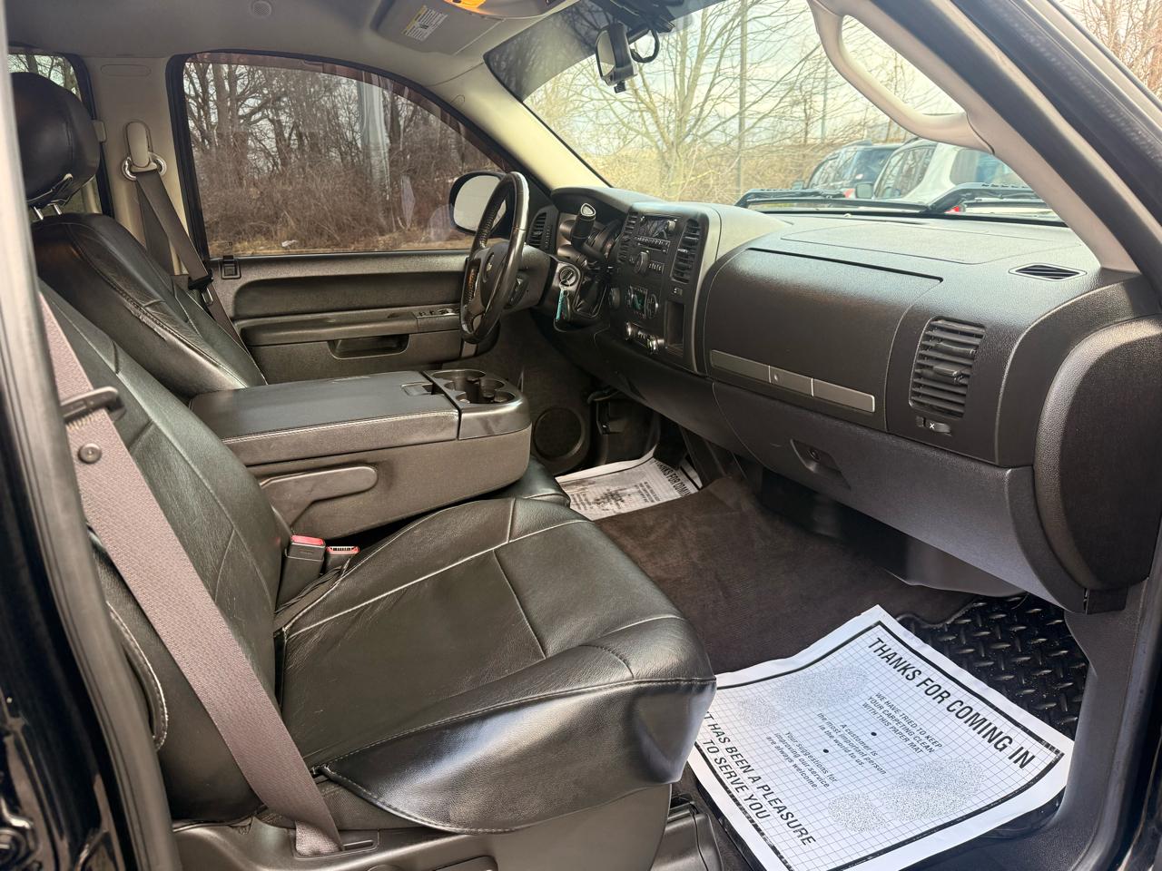 Chevrolet Silverado 1500 4WD Crew Cab 143.5" LT 2011