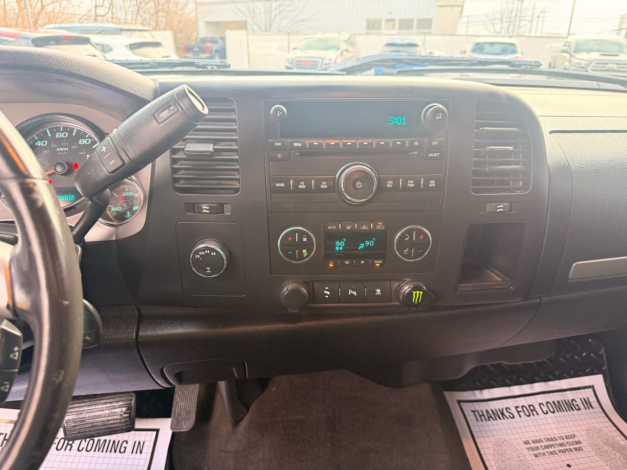 Chevrolet Silverado 1500 4WD Crew Cab 143.5" LT 2011