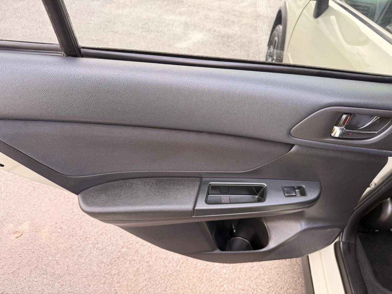 Subaru XV Crosstrek 5dr Auto 2.0i Premium 2013