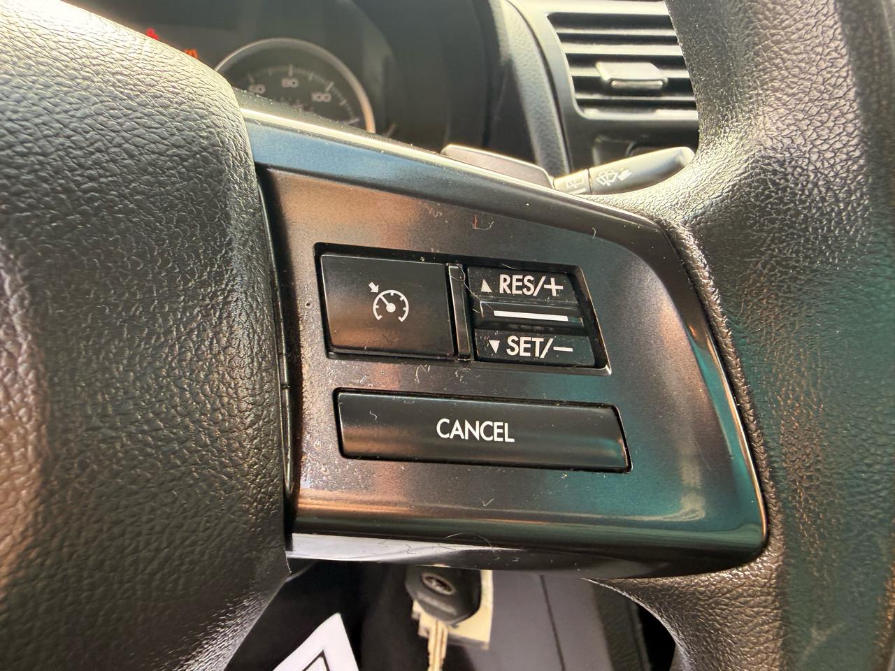 Subaru XV Crosstrek 5dr Auto 2.0i Premium 2013