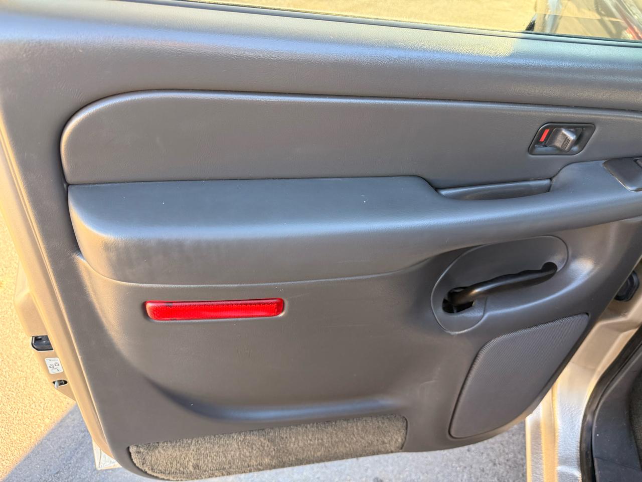 Chevrolet Silverado 2500HD Crew Cab 153" WB 4WD LS 2005