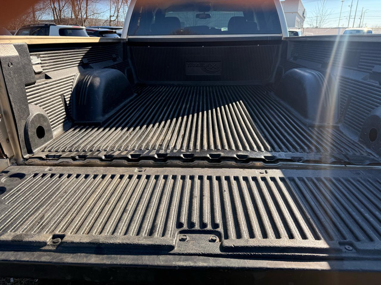 Chevrolet Silverado 2500HD Crew Cab 153" WB 4WD LS 2005