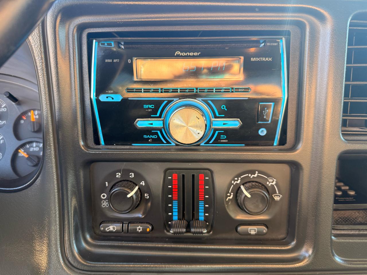 Chevrolet Silverado 2500HD Crew Cab 153" WB 4WD LS 2005