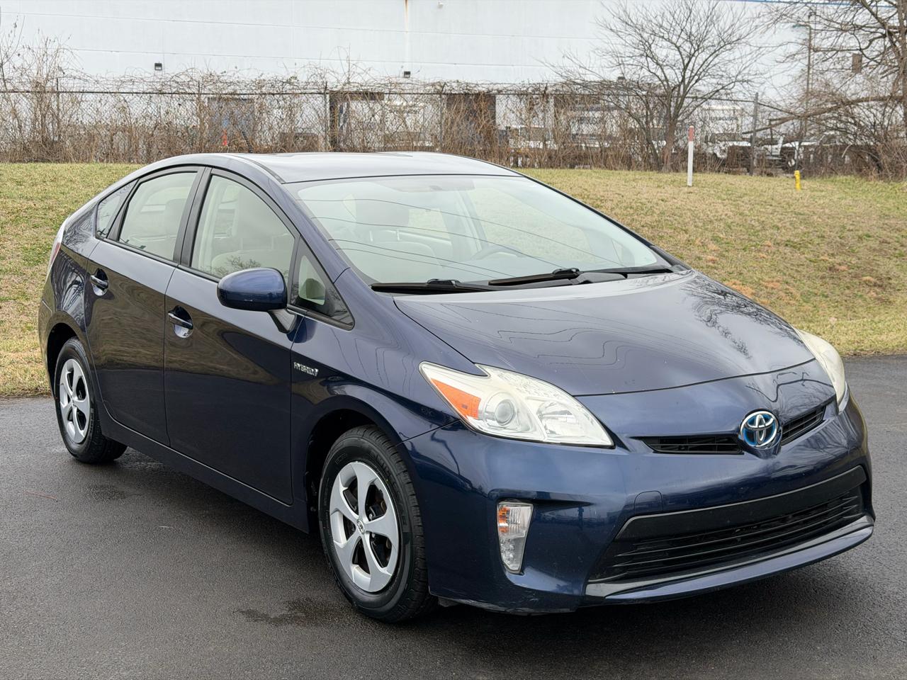 Toyota Prius 5dr HB Persona Series Special Edition (Natl) 2015