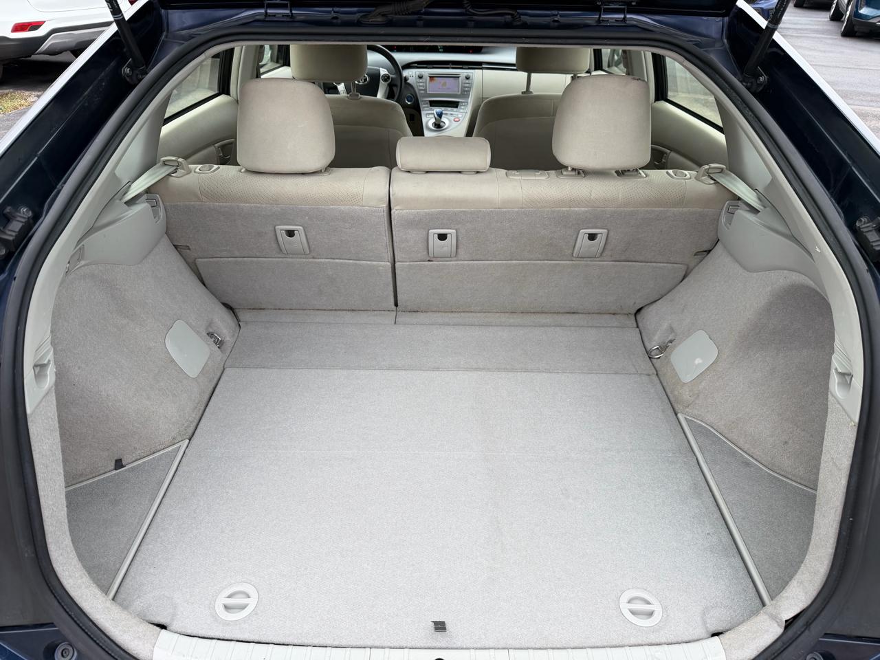 Toyota Prius 5dr HB Persona Series Special Edition (Natl) 2015