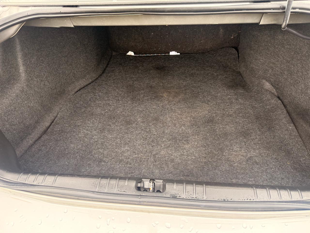 Chevrolet Impala 4dr Sdn LS Retail 2013