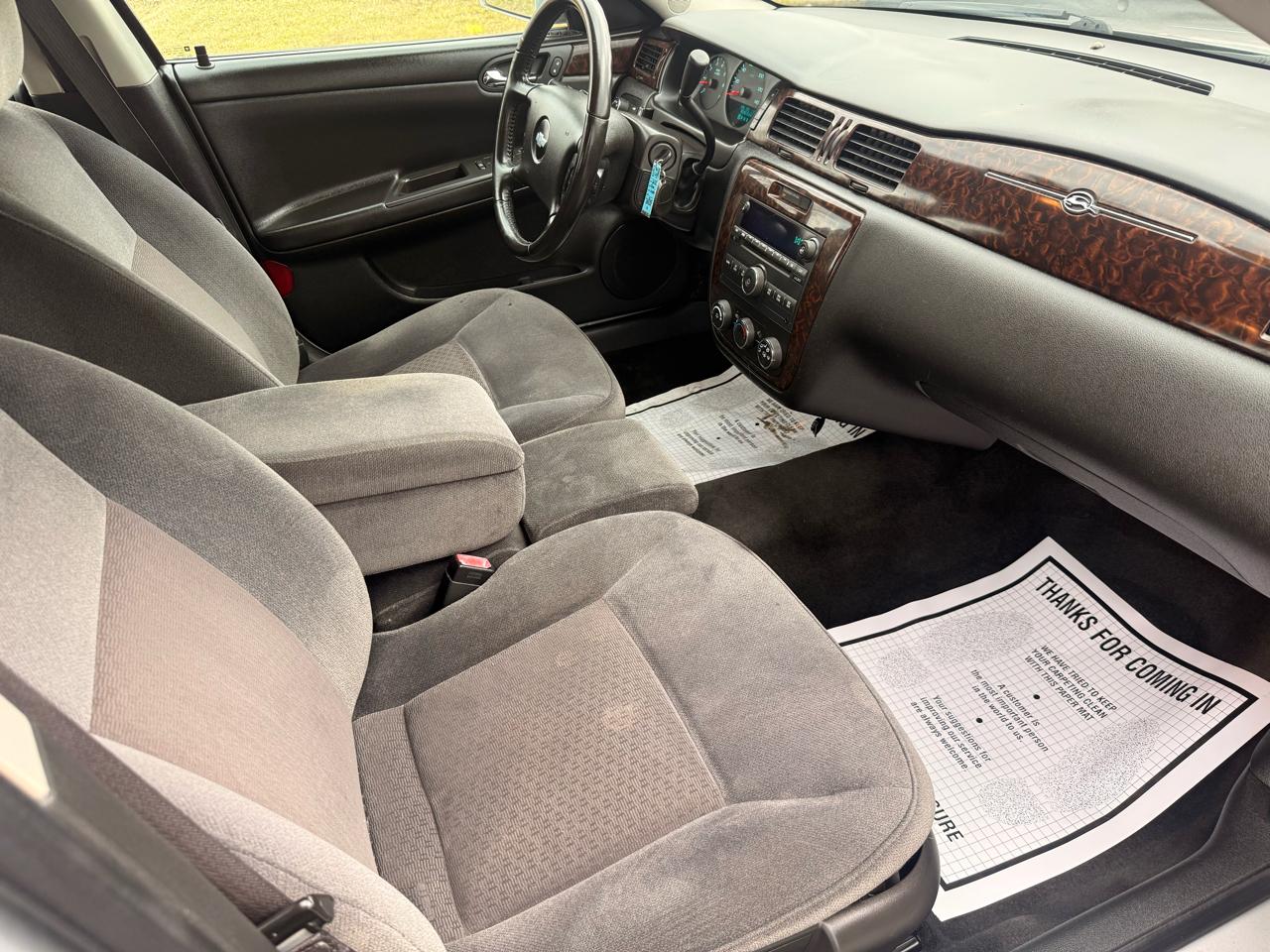 Chevrolet Impala 4dr Sdn LS Retail 2013