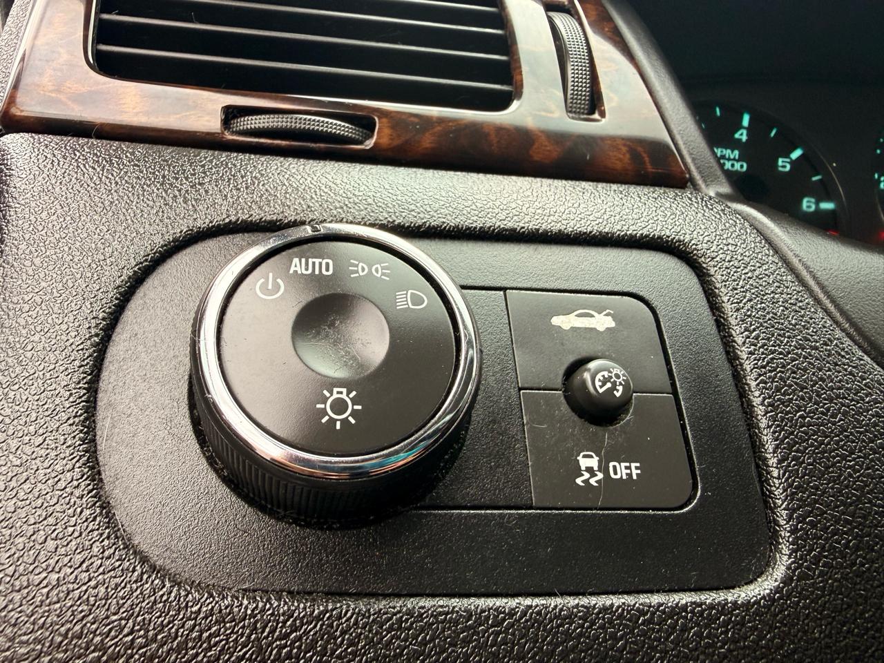 Chevrolet Impala 4dr Sdn LS Retail 2013