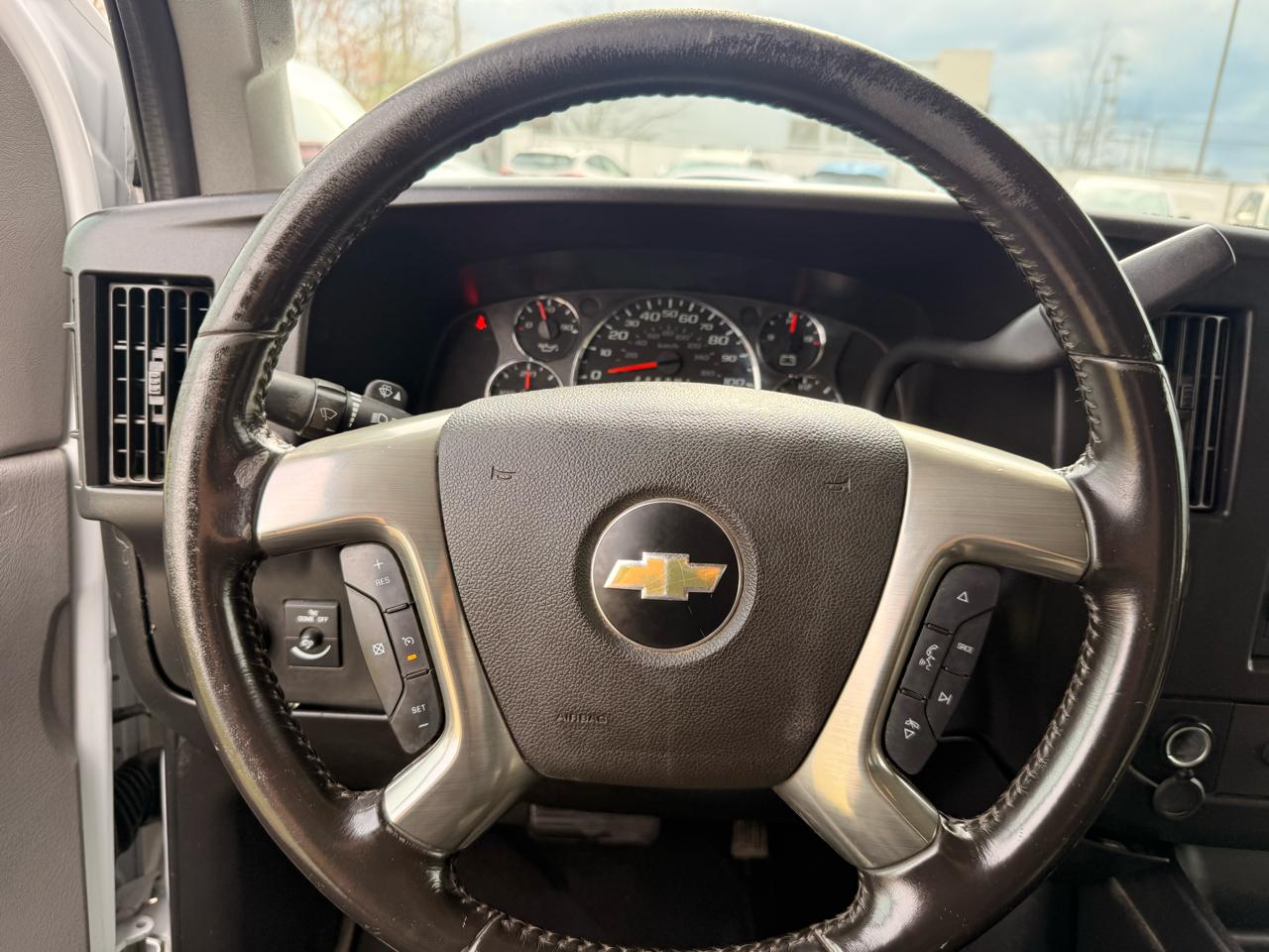 Chevrolet Express Passenger RWD 3500 155" LT 2019