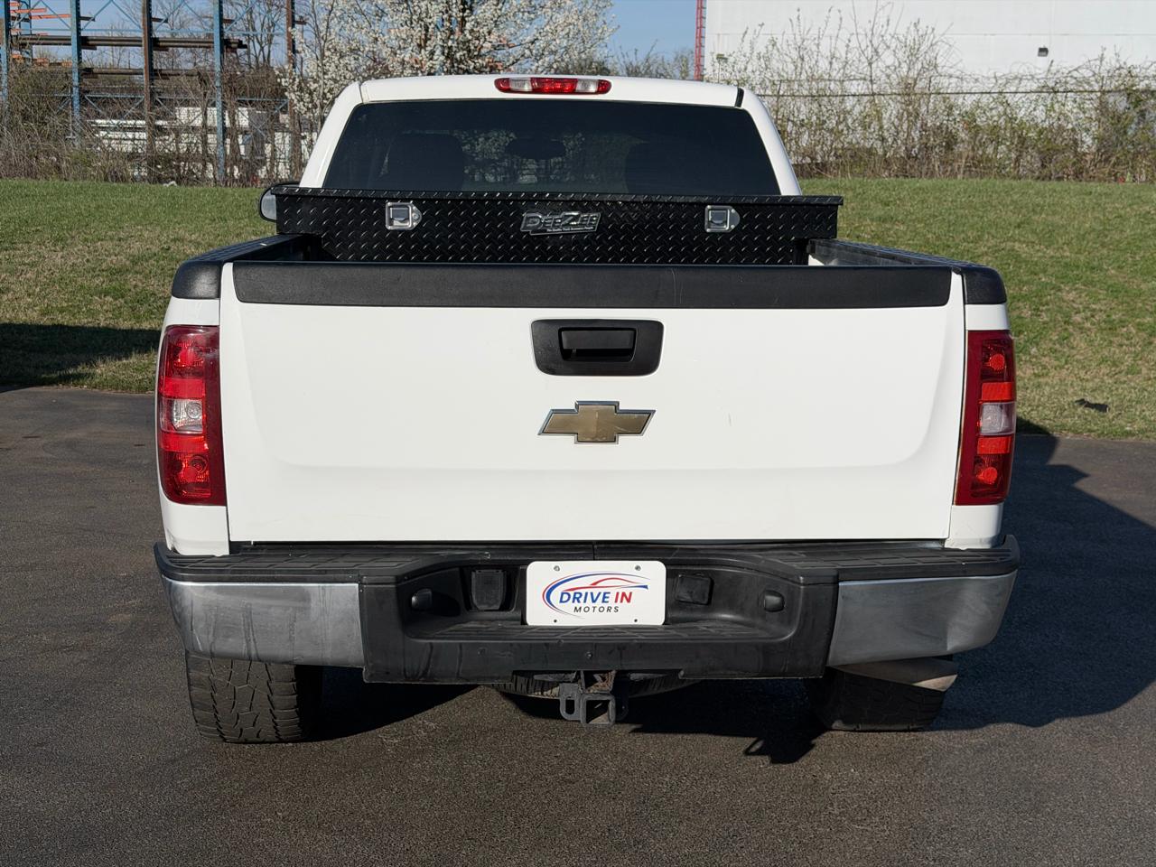 Chevrolet Silverado 1500 4WD Ext Cab 143.5" LT 2011