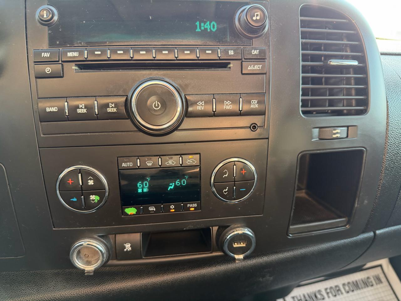 Chevrolet Silverado 1500 4WD Ext Cab 143.5" LT 2011