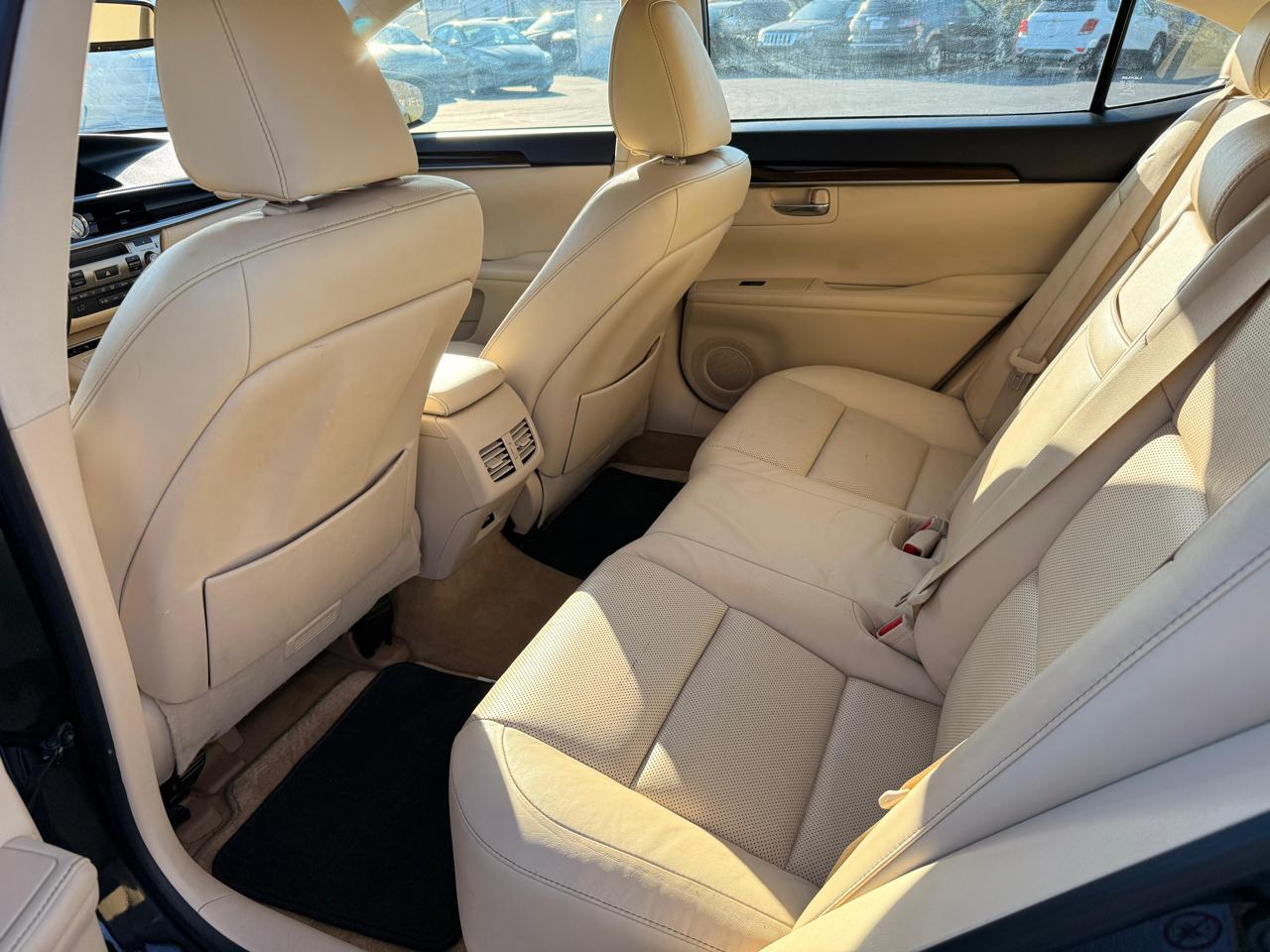 Lexus ES 350 4dr Sdn 2013