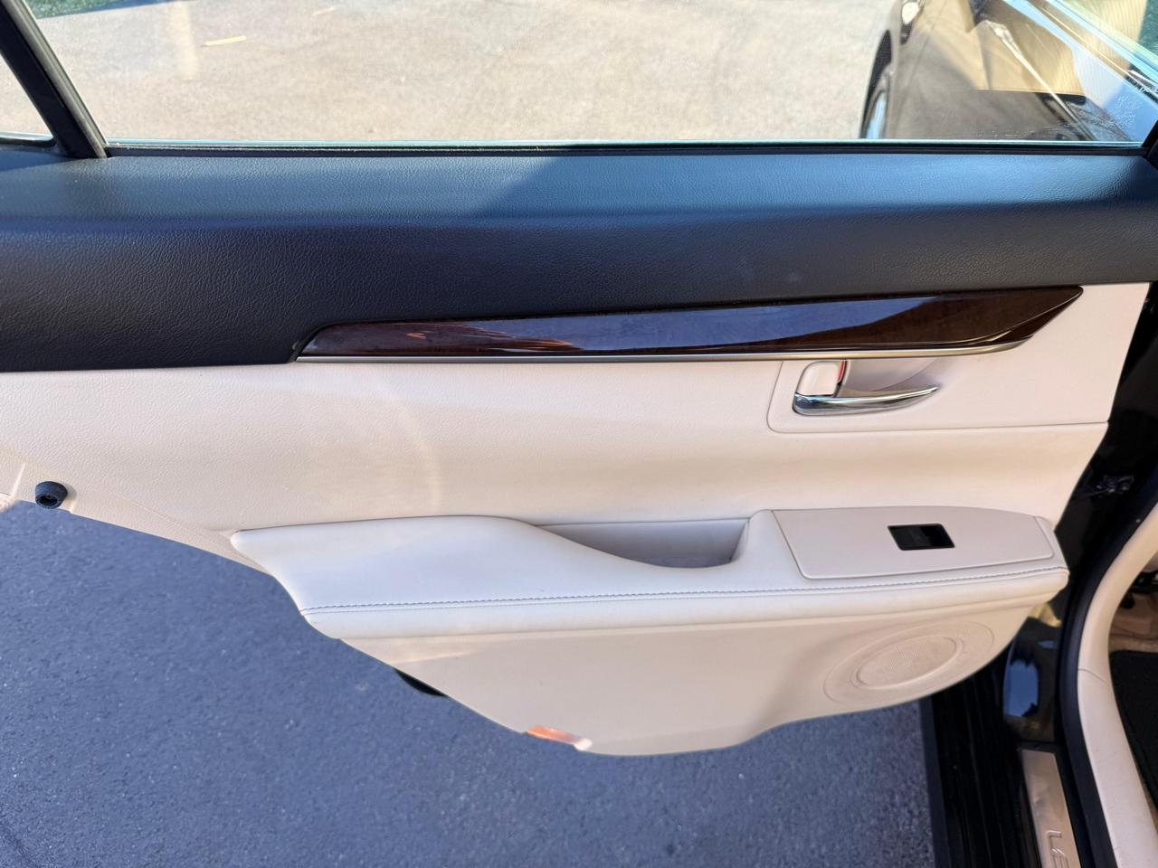 Lexus ES 350 4dr Sdn 2013