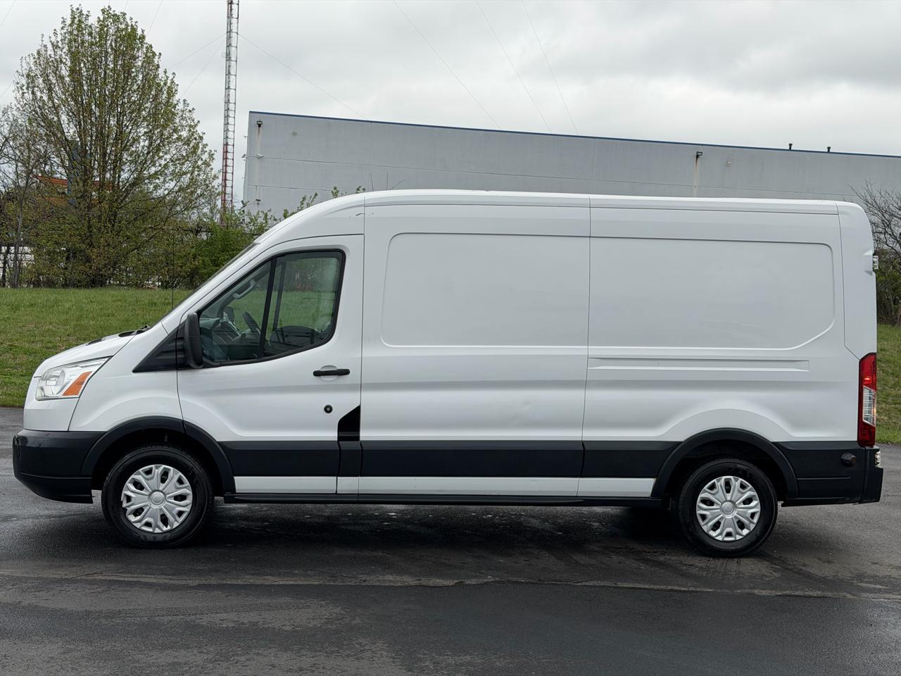 Ford Transit Cargo Van T-150 148" Med Rf 8600 GVWR Sliding RH Dr 2015