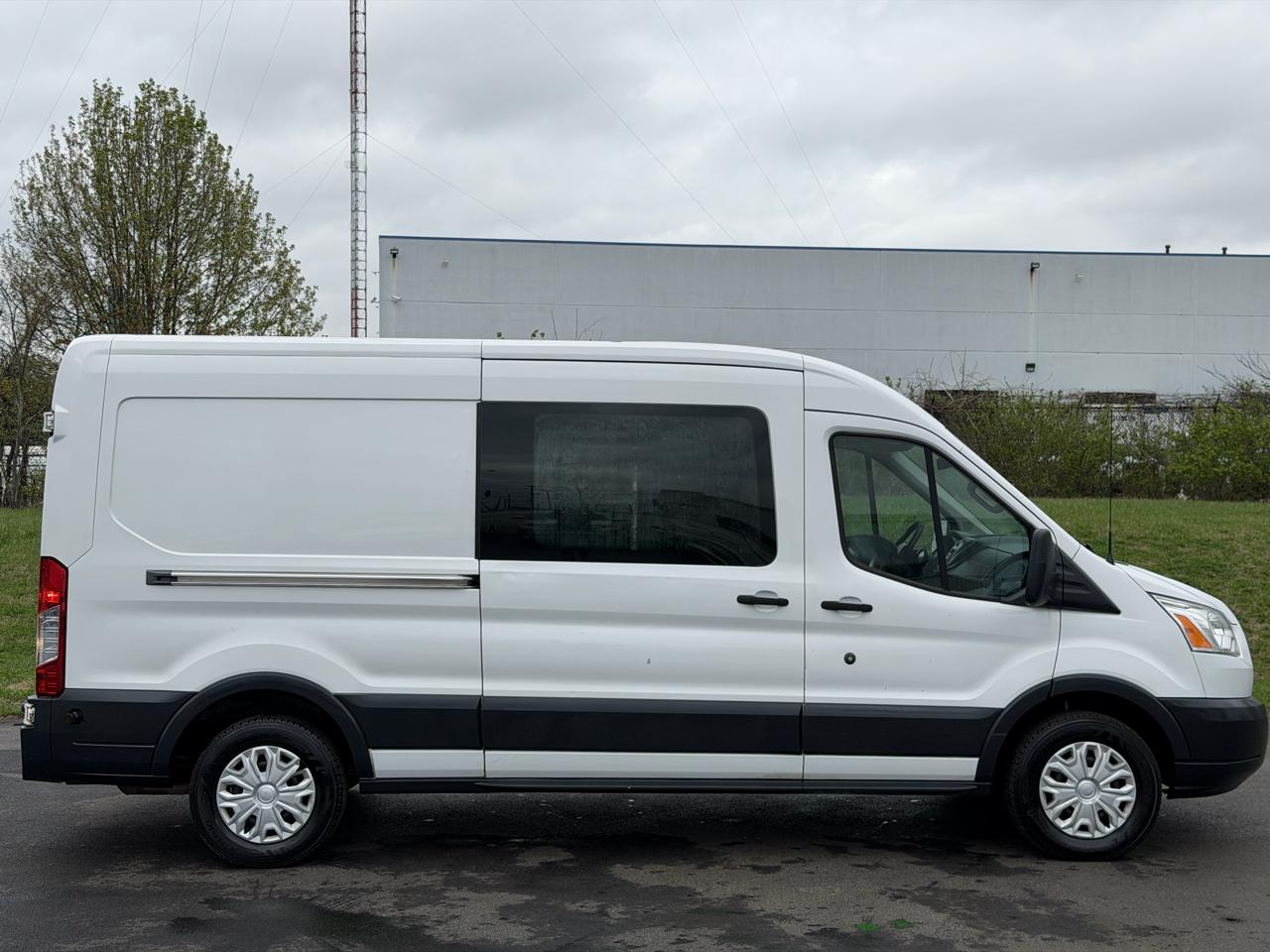 Ford Transit Cargo Van T-150 148" Med Rf 8600 GVWR Sliding RH Dr 2015