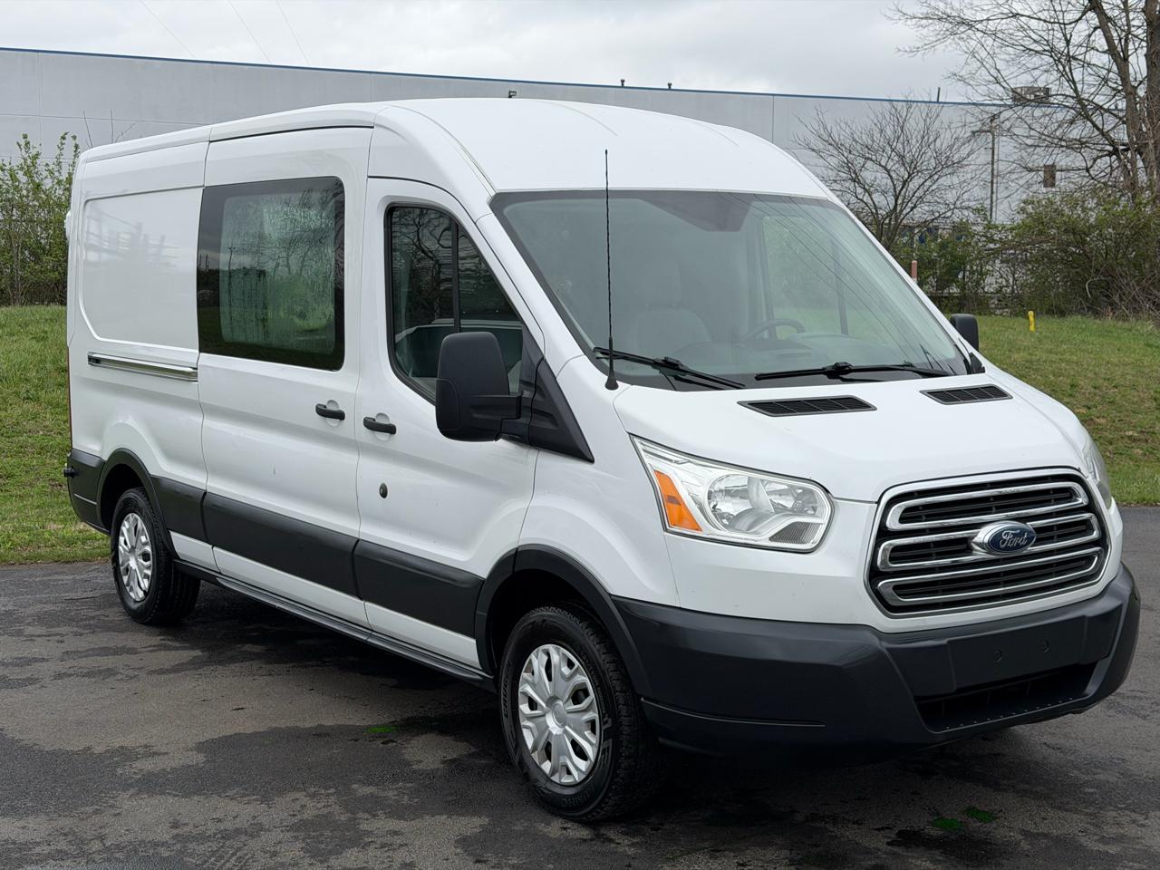 Ford Transit Cargo Van T-150 148" Med Rf 8600 GVWR Sliding RH Dr 2015