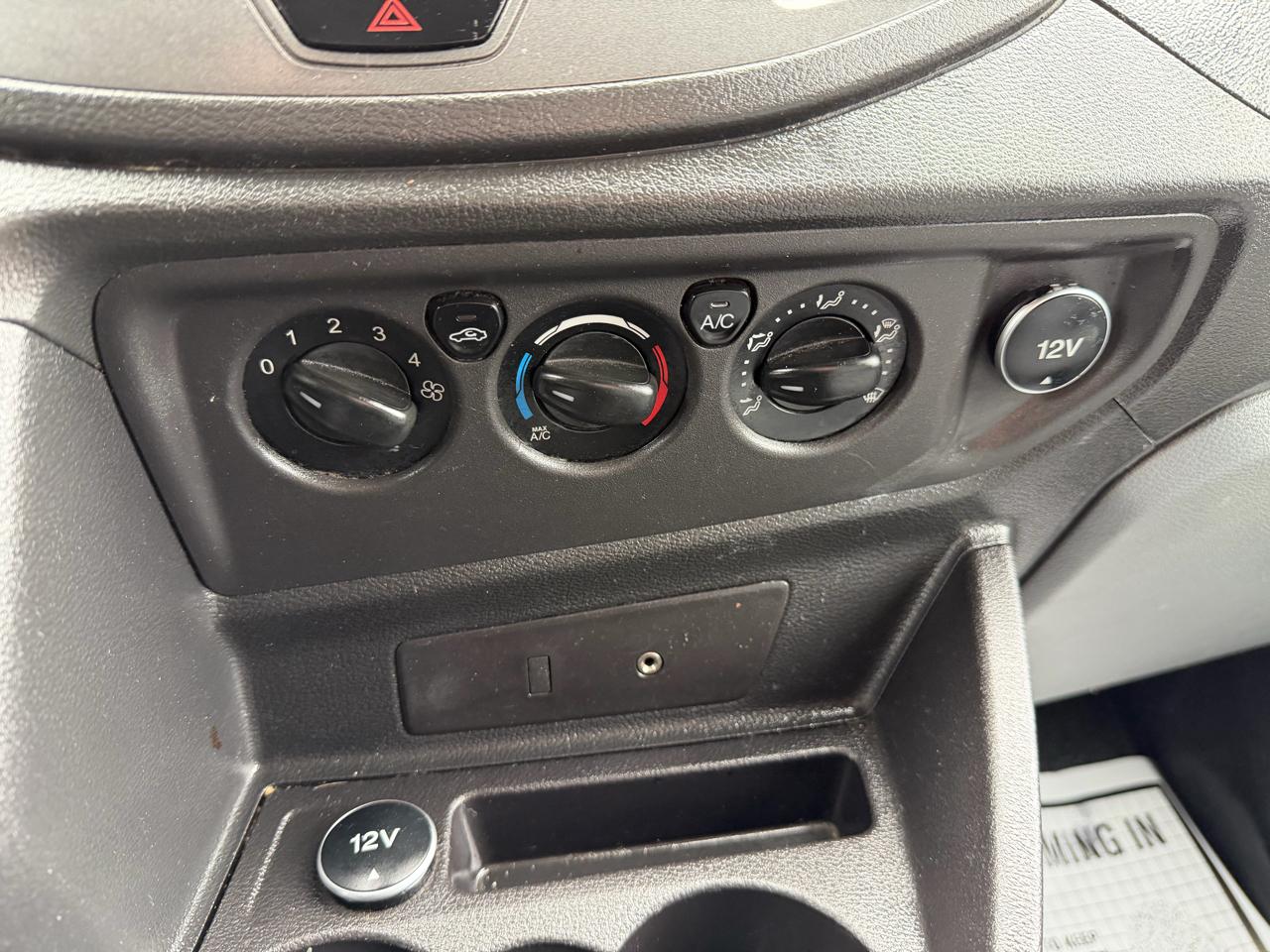 Ford Transit Cargo Van T-150 148" Med Rf 8600 GVWR Sliding RH Dr 2015