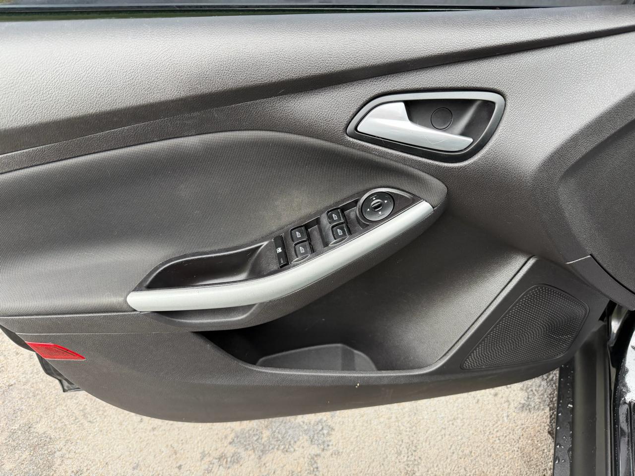 Ford Focus 5dr HB SE 2014