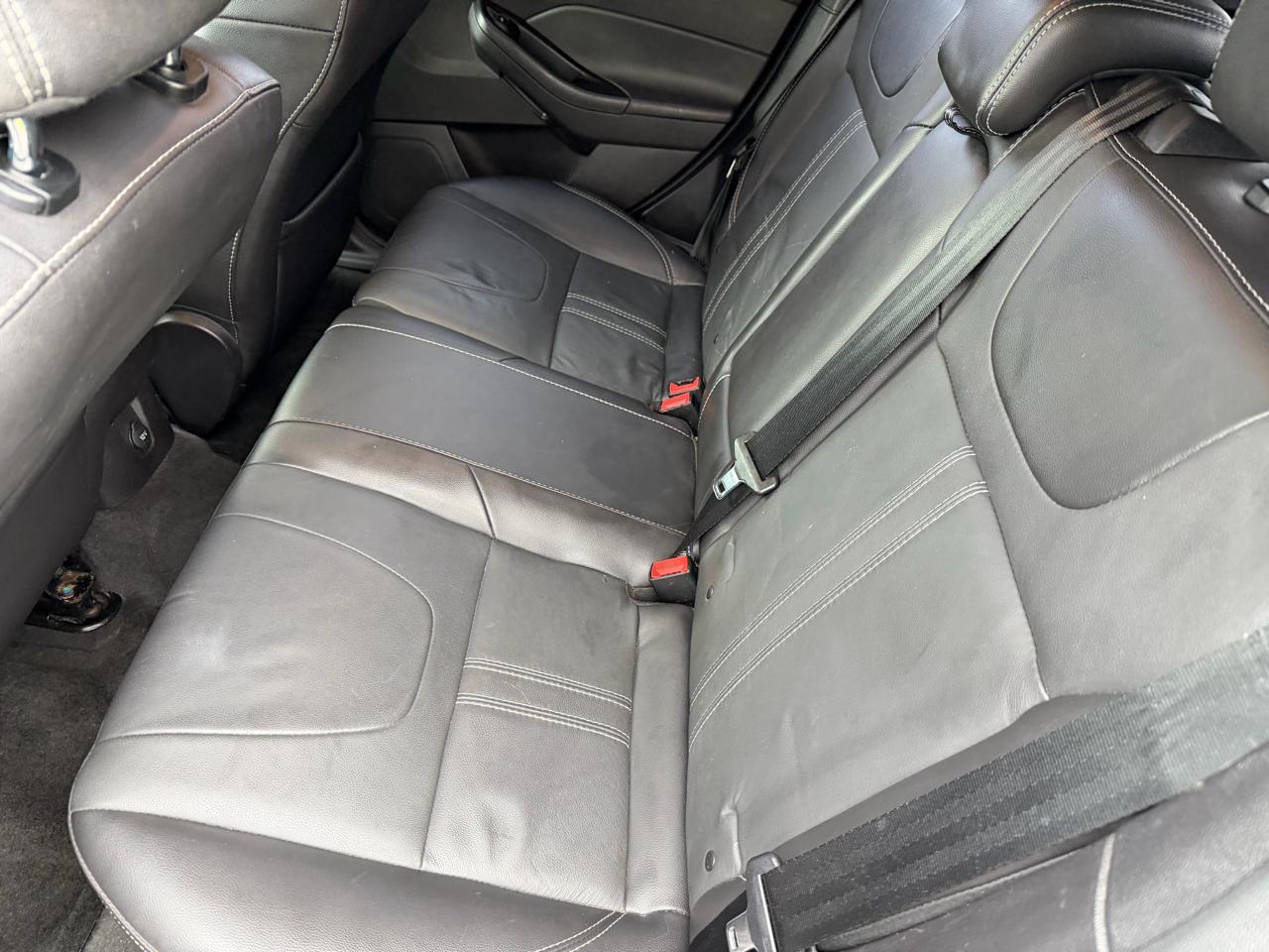 Ford Focus 5dr HB SE 2014