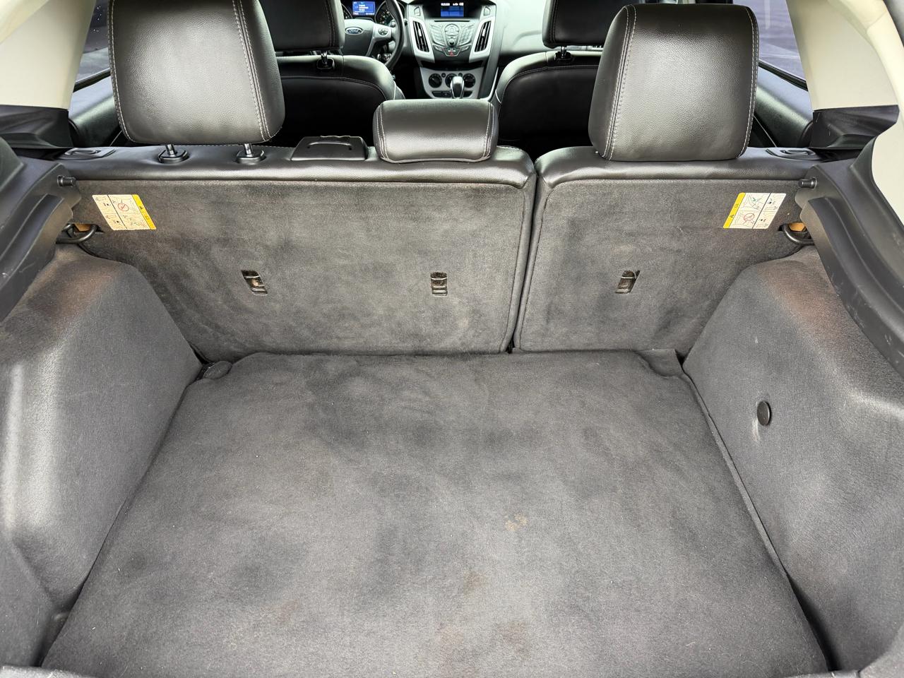 Ford Focus 5dr HB SE 2014